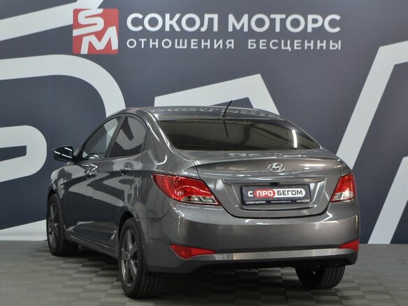 2016 Hyundai Solaris I Рестайлинг, серый - вид 3