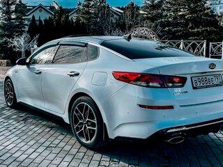 2018 Kia Optima IV Рестайлинг, белый, 1900000 рублей, вид 2