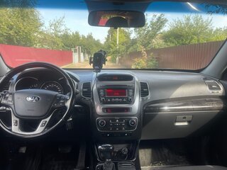 2018 Kia Sorento II Рестайлинг, серебристый, 2000000 рублей, вид 5