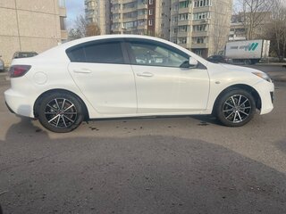 2011 Mazda 3 II (BL) Рестайлинг, белый, 700000 рублей, вид 3