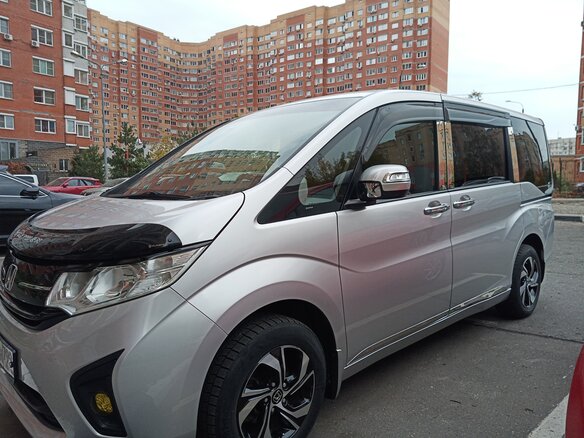 2015 Honda Stepwgn V, серебристый, 3600000 рублей - вид 19