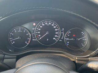2019 Mazda 3 IV (BP), серый, 2350000 рублей, вид 3