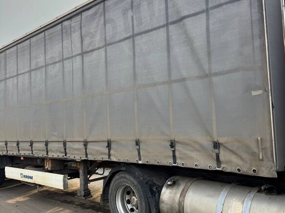 1995 Volvo FH, красный, 4000000 рублей - вид 2