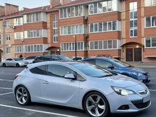2012 Opel Astra GTC J Рестайлинг, белый, 750000 рублей, вид 1