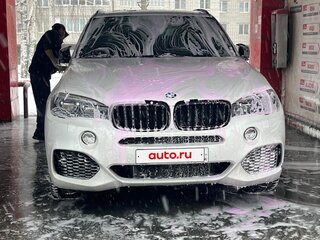 2016 BMW X5 40d III (F15), белый, 3200000 рублей, вид 1