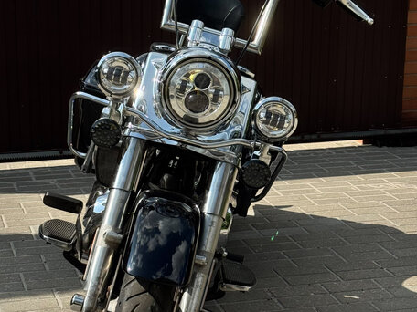 2021 Harley-Davidson Road King, чёрный, 1350000 рублей, вид 2