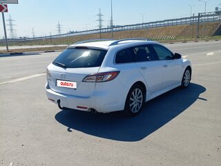 2010 Mazda 6 II (GH) Рестайлинг, белый, 790000 рублей, вид 4