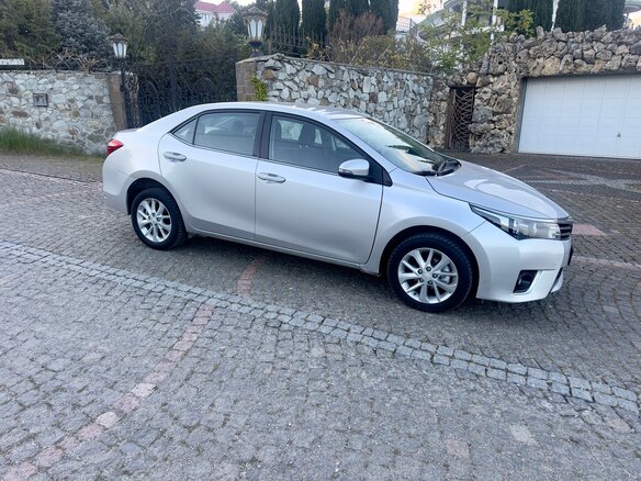2013 Toyota Corolla XI (E160, E170, E180), серый, 1180000 рублей - вид 5