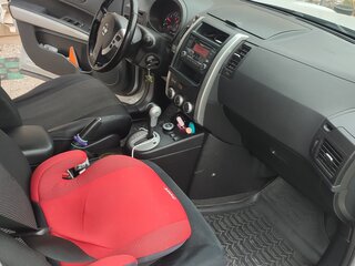 2014 Nissan X-Trail II Рестайлинг, серебристый, 1700000 рублей, вид 4