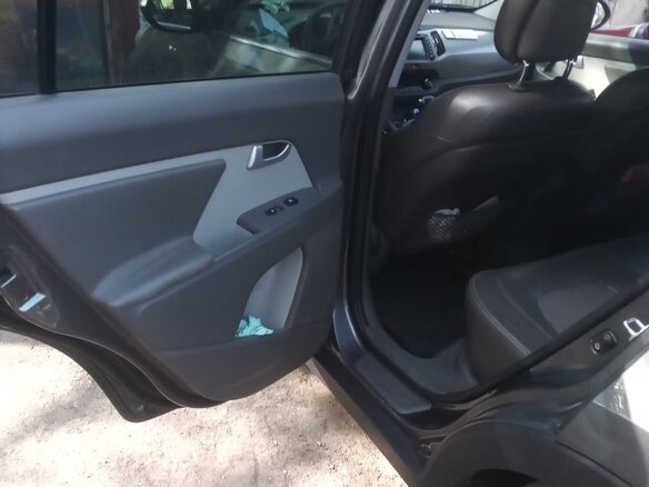 2010 Kia Sportage III, серый, 1190000 рублей - вид 8