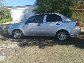 2007 Chevrolet Aveo I Рестайлинг, серебристый, 550000 рублей, вид 4