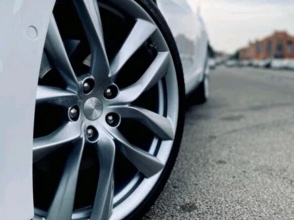 2016 Tesla Model S 90D I, белый, 2000000 рублей - вид 6
