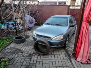 2001 Kia Rio I, серый, 250000 рублей, вид 2