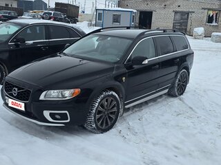 2013 Volvo XC70 II Рестайлинг, чёрный, 1550000 рублей, вид 1