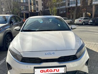 2022 Kia Cerato IV Рестайлинг, белый, 2490000 рублей, вид 1