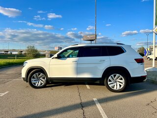2021 Volkswagen Teramont I Рестайлинг, белый, 3990000 рублей, вид 2