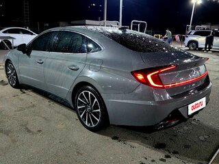 2020 Hyundai Sonata VIII (DN8), серый, 1450000 рублей, вид 5