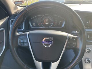 2017 Volvo V60 Cross Country I, коричневый, 1700000 рублей, вид 3