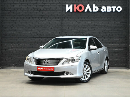 Toyota Camry VII (XV50)