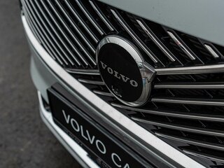 2026 Volvo XC90 B5 II Рестайлинг 2, серый, 12420000 рублей, вид 2