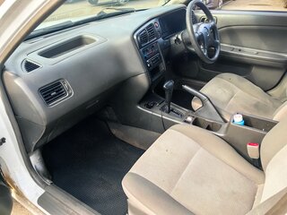 2001 Nissan Expert, белый, 300000 рублей, вид 4