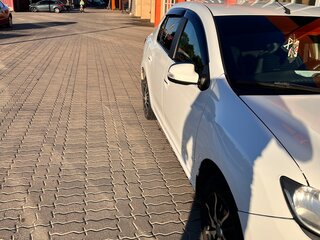 2016 Renault Logan II, белый, 580000 рублей, вид 4