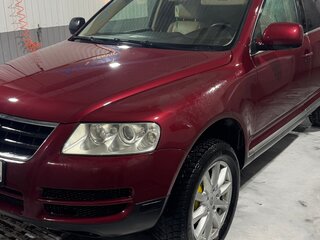 2004 Volkswagen Touareg I, красный, 770000 рублей, вид 1