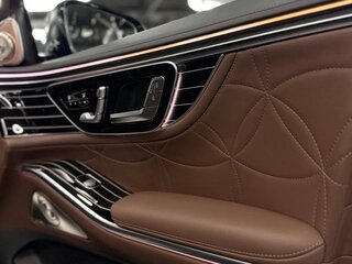 2026 Mercedes-Benz Maybach S-Класс 680 II (Z223) Рестайлинг, чёрный, 39000000 рублей, вид 5