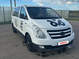 2016 Hyundai H-1 II Рестайлинг, белый, 2200000 рублей, вид 4