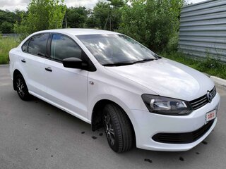2014 Volkswagen Polo V, белый, 1050000 рублей, вид 2