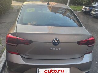 2021 Volkswagen Polo VI, серебристый, 1600000 рублей, вид 5