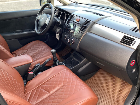 2011 Nissan Tiida I Рестайлинг, чёрный, 675000 рублей - вид 6