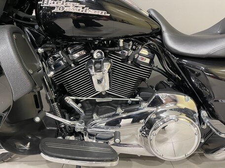 2018 Harley-Davidson Street Glide, чёрный, 1650000 рублей, вид 5