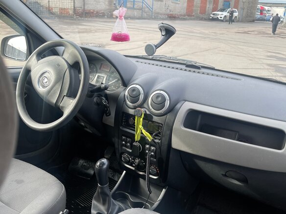 2016 Lada (ВАЗ) Largus I, красный, 768000 рублей - вид 5