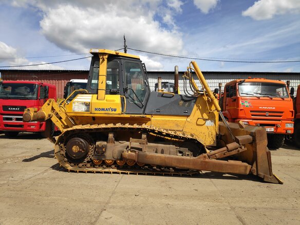 2008 Komatsu D65, жёлтый - вид 1