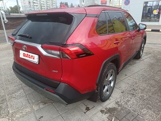 2021 Toyota RAV4 V (XA50), красный, 3300000 рублей, вид 3