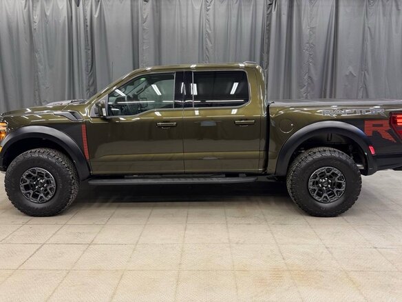 2026 Ford F-150 Raptor XIV Рестайлинг, зелёный, 18950000 рублей - вид 2