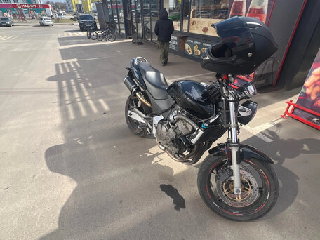 2002 Honda CB 600F Hornet, чёрный, 400000 рублей, вид 1