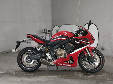 2021 Honda CBR 650R, красный, 650000 рублей, вид 3