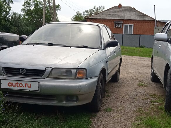 1995 Suzuki Cultus Crescent III, серый