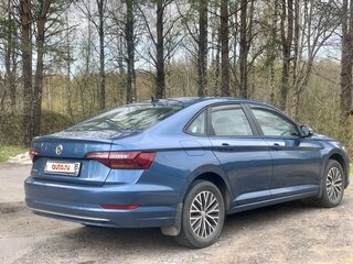 2020 Volkswagen Jetta VII, синий, 2235000 рублей, вид 4