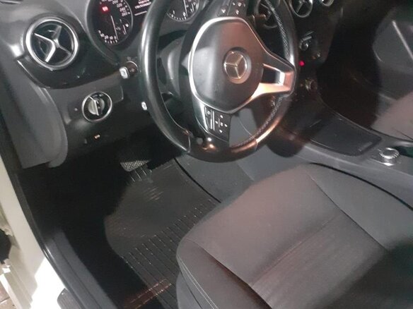 2013 Mercedes-Benz B-Класс 180 CDI II (W246), белый, 1300000 рублей - вид 5