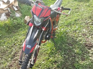 2023 BSE Z10, красный, 175000 рублей, вид 3