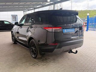 2018 Land Rover Discovery V, чёрный, 3340000 рублей, вид 3