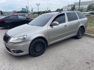 2011 Skoda Octavia II (A5) Рестайлинг, серый, 700000 рублей, вид 2