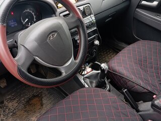 2015 Lada (ВАЗ) Priora I Рестайлинг, красный, 400000 рублей, вид 5