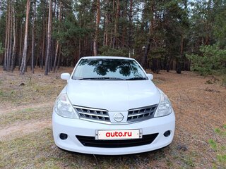 2010 Nissan Tiida I Рестайлинг, белый, 825000 рублей, вид 2