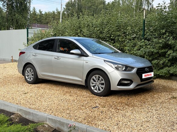 2017 Hyundai Solaris II, серебристый, 1190000 рублей - вид 8