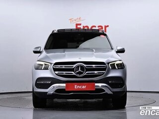 2022 Mercedes-Benz GLE 300 d II (V167), серебристый, 8830100 рублей, вид 3