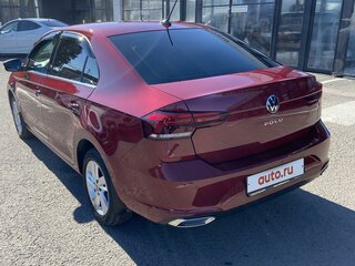 2020 Volkswagen Polo VI, красный, 1800000 рублей, вид 3
